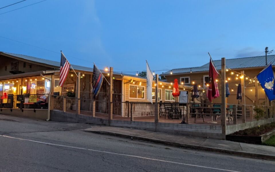Folks Cross the Whole State to Order a Steak at This Remote Tennessee Restaurant