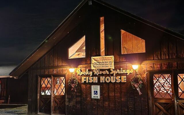 Down a Winding North Carolina Country Road, This Fish Camp Serves Catfish Worth Every Mile