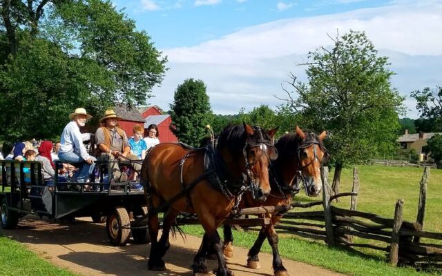 This New Jersey Living-History Farm Lets You Watch 1890s Farm Life In Motion