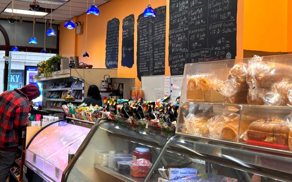 This Downtown Philadelphia Cafe Is a Popular Stop for Quick Breakfasts and Fresh Lunches