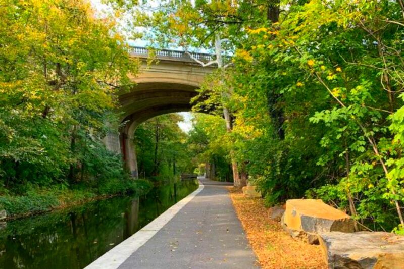 This Historic Park in Wilmington, Delaware, Combines River Views, Flower Gardens, and One of the City’s Most Beloved Walks