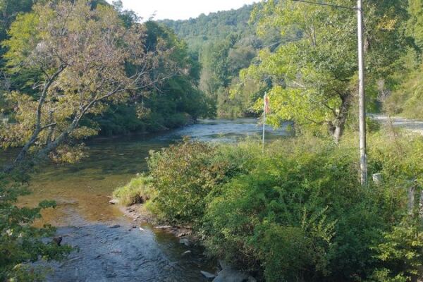 Everyone Crowds Into Boone, but This Quieter North Carolina Town Has Just as Much Mountain Charm