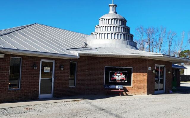 This Legendary North Carolina Barbecue Joint Has Been Pulling People In for Nearly 80 Years