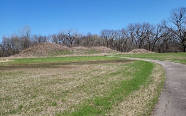 This Ancient Oklahoma Mound Site Guards Secrets of a Vanished Civilization Most Drivers Never Notice