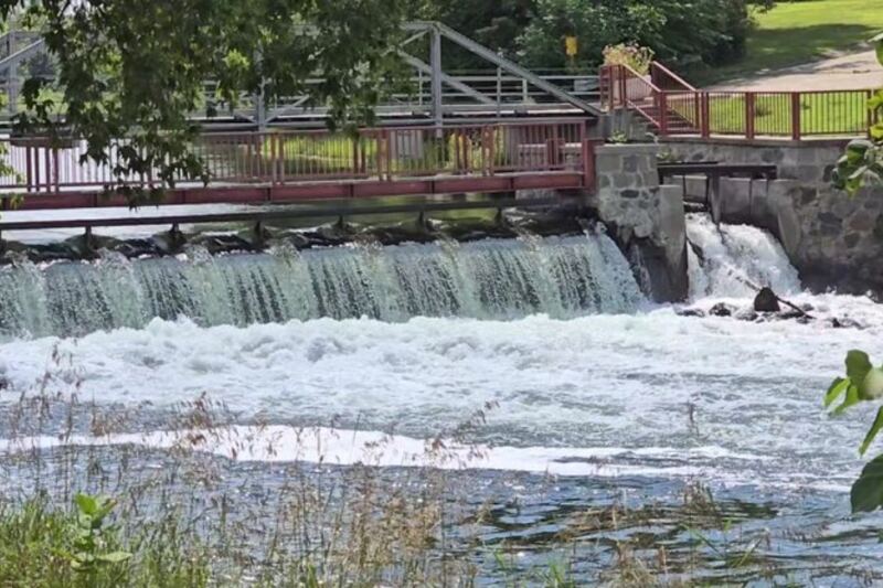 This Minnesota Park Hides A Beautiful 1889 Flour Mill Beside The River