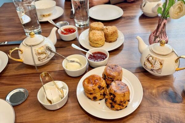 12 Secret Ohio Tea Rooms Where The Scones Taste Like Grandma Just Pulled Them Out Of The Oven