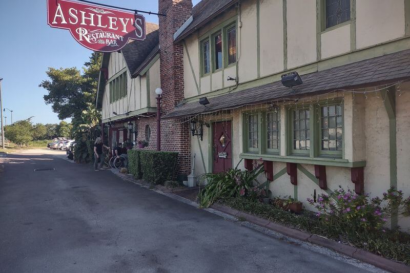 This Historic Florida Restaurant Is So Haunted Guests Swear the Ghosts Never Left