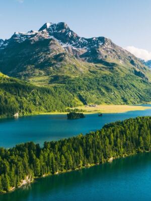 17 Stunning Lakes in Switzerland Worth Visiting Next Summer