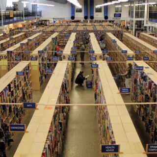 These 12 Tennessee Secondhand Bookstores Let You Hunt Forgotten Titles and Leave With an Armful