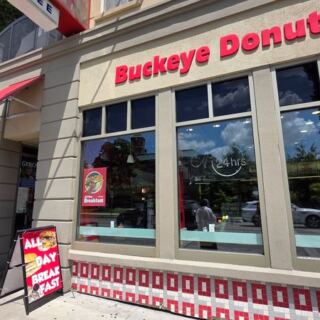 You Walk Into This Columbus Bakery For One Doughnut And Leave Balancing A Full Box