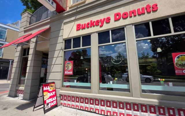 You Walk Into This Columbus Bakery For One Doughnut And Leave Balancing A Full Box