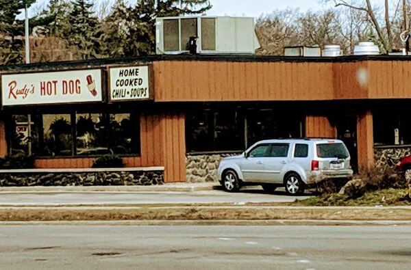 This Overlooked Toledo Rib Joint Smokes Its Brisket So Slow The Line Starts Before Noon