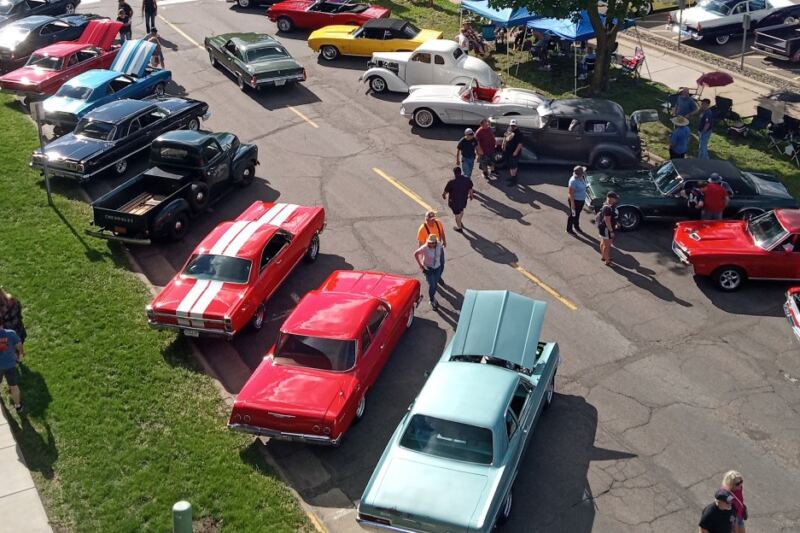 This Minnesota Car Show Turns Downtown Streets Into A Vintage Auto Showcase