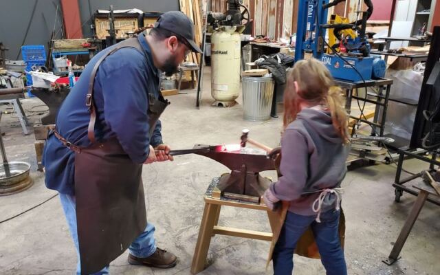 This Oregon Blacksmith Runs Beginner Classes Where You Forge Your Own Knife to Take Home