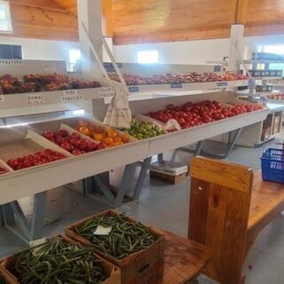 This Tennessee Amish Farm Market Has Produce So Good and Prices So Low People Drive In From Out of State