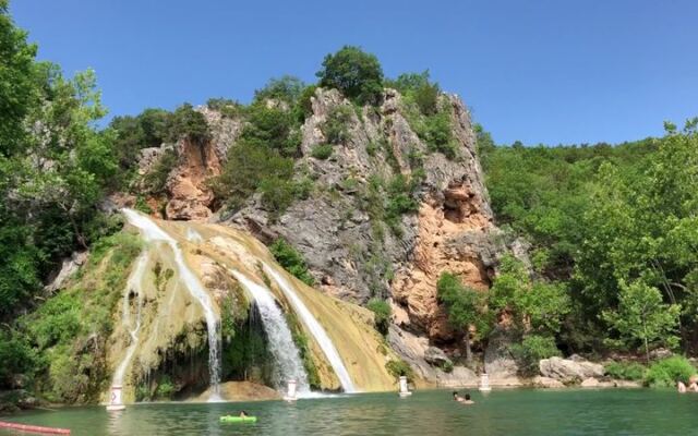 Seven Oklahoma Swimming Holes Where the Spring Water Stays Cold Enough for One Last Summer Dip