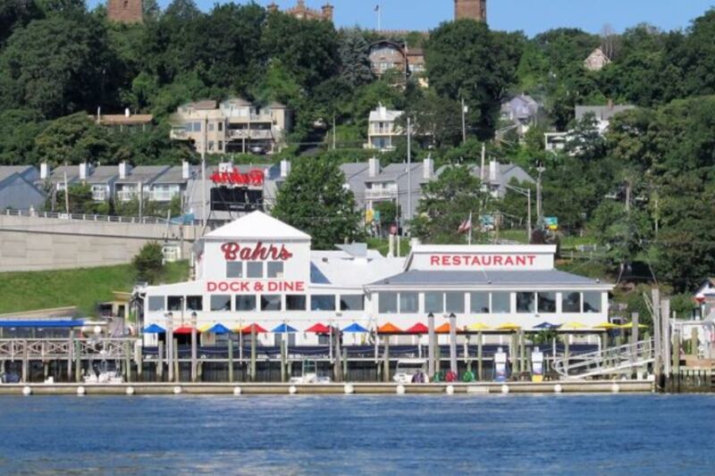 8 Old-School New Jersey Restaurants Locals Still Swear By After Decades