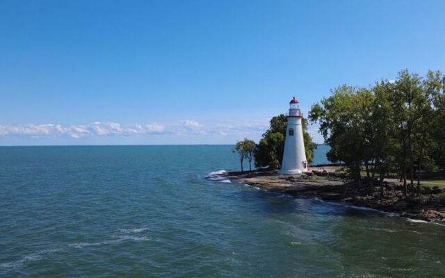 Somewhere In Marblehead Sits Ohio’s Oldest Working Lighthouse Still Guiding Ships On Lake Erie