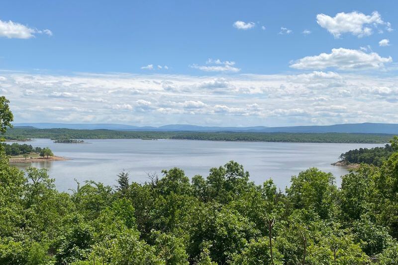 Seven Oklahoma Lakes Where You Rent a Cabin Right at the Water’s Edge for Almost Nothing