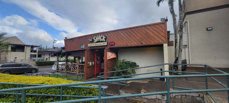 Hawaii Regulars Fill This Laid-Back Mililani Sports Bar for Its Loaded Burgers, Wings, and Games of Darts