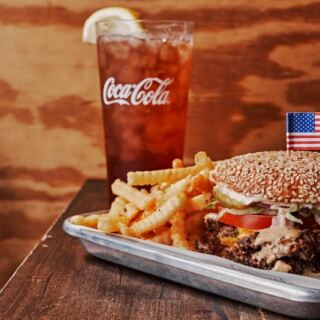 This No-Frills South Carolina Burger Joint Griddles What Charleston Calls Its Best Cheeseburger