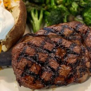 This Country Steakhouse in Small-Town Tennessee Is Worth the Drive for Its Hearty Steaks and Down-Home Charm