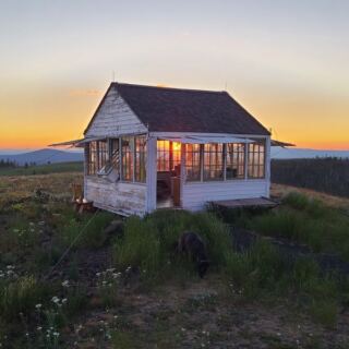 Climb Aboard This Oregon Lookout Tower That Rents Overnight and Puts You Above the Clouds