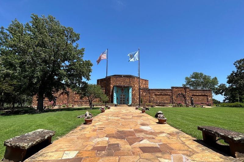Bison Graze Outside and Western Treasures Fill the Lodge at This Oklahoma Oilman’s 3,700-Acre Woolaroc Ranch
