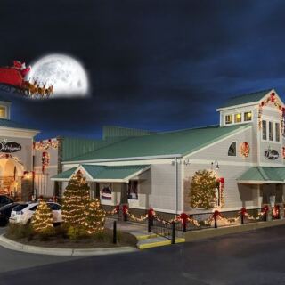 This North Carolina Shop Off the Interstate Keeps Christmas Going All Year Across 11 Rooms