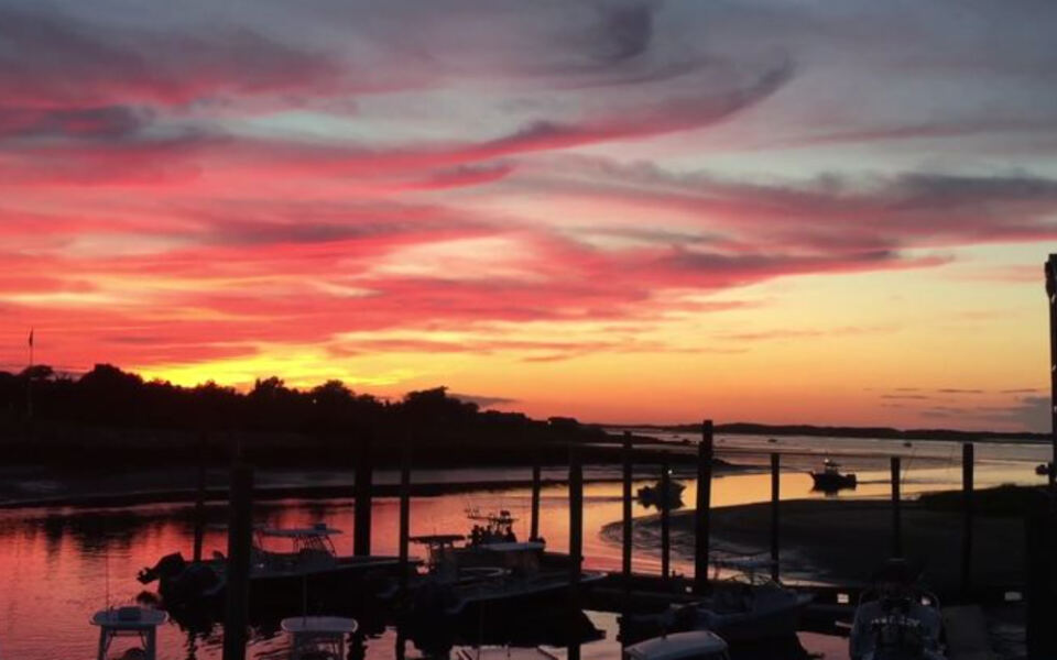 This Old-School Cape Cod Seafood Spot Packs In Sunset Crowds for Live Music, Fresh Oysters, and Award-Winning Clam Chowder