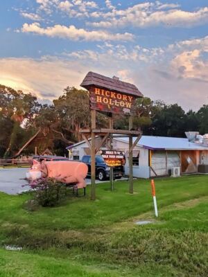 Behind a Simple Strip Mall Sign in Brandon, Florida Hides Some Seriously Good Barbecue