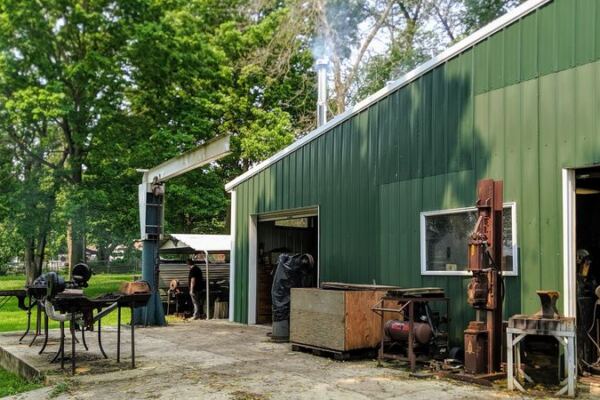 This Unassuming Illinois Forge Teaches Total Beginners To Hammer Hot Iron By Hand