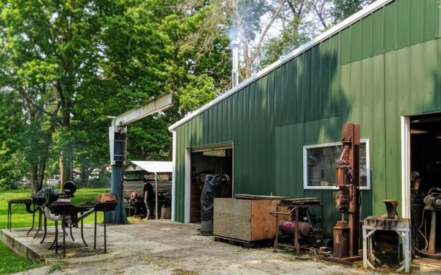This Unassuming Illinois Forge Teaches Total Beginners To Hammer Hot Iron By Hand