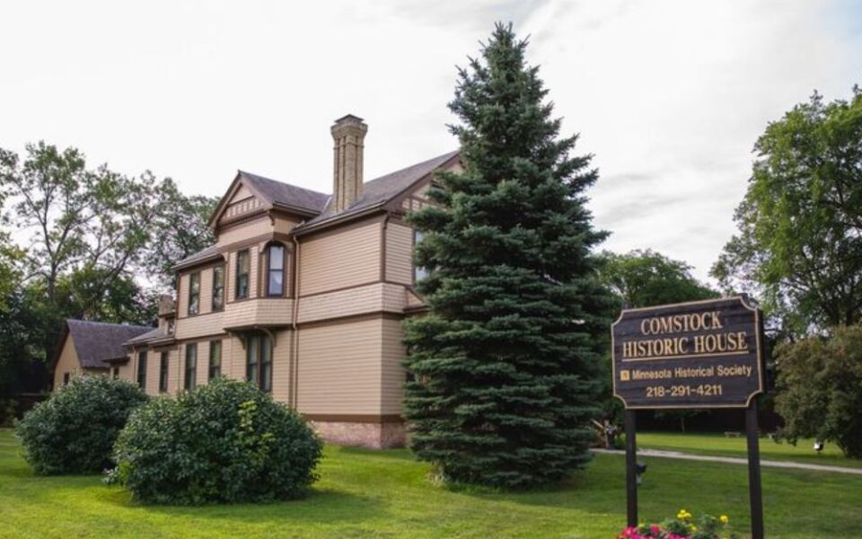 This Minnesota Victorian Mansion Has Barely Changed Since The 1800s