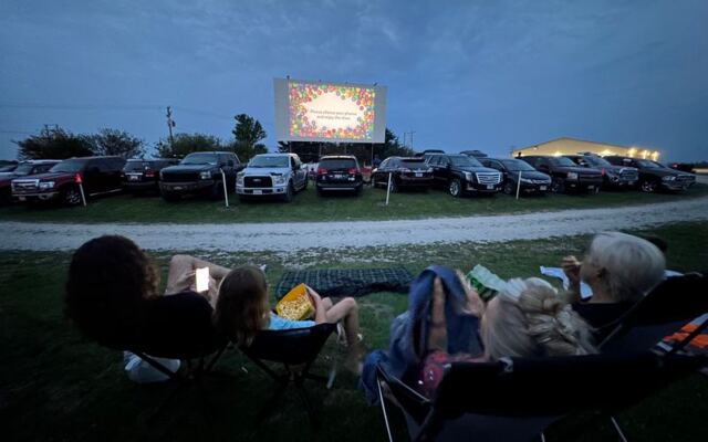 8 Illinois Drive-Ins That Keep Old-School Movie Nights Wonderfully Alive