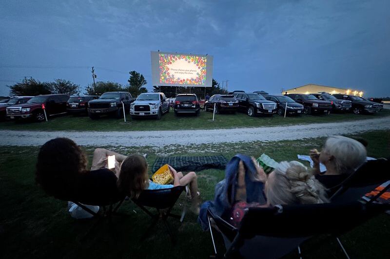 8 Illinois Drive-Ins That Keep Old-School Movie Nights Wonderfully Alive