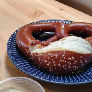 This Minnesota German Bakery Is Famous For Warm Bavarian Pretzels