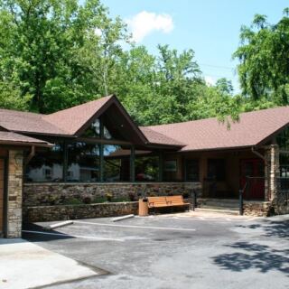 Step Inside This Rustic Tennessee Restaurant and You’ll See Why It’s Called the Prettiest in the State