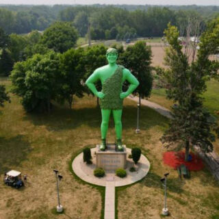 A Massive Green Giant Stands Beside the Highway in This Tiny Minnesota Town