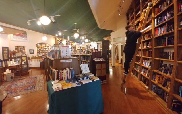 This Oklahoma City Bookstore Fills Its Walls With Sixty Thousand Books, Rolling Ladders, and Crackling Fireplaces