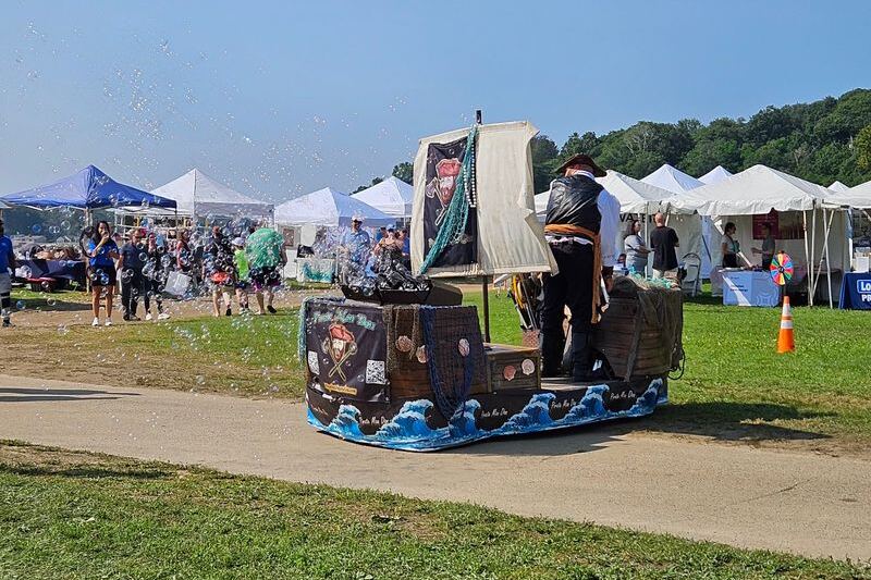 This Waterfront Festival In Gloucester Fills New England’s Oldest Fishing Harbor With Live Music, Local Crafts, And Food Vendors