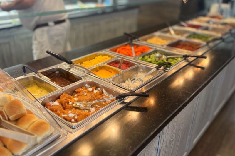 This Pennsylvania Dutch Buffet Has Rotisserie Chicken and Homemade Pie
