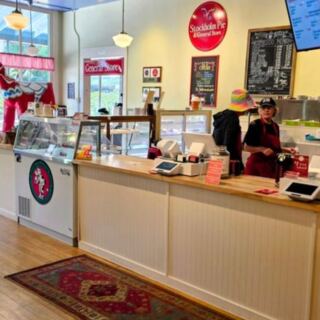 7 Wisconsin Small-Town Diners Where Locals Still Line Up for Homemade Pie