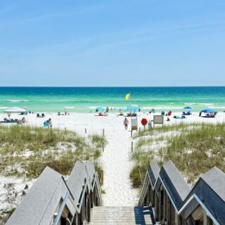 15 Florida Beaches With Water So Clear They Look Almost Too Beautiful to Be Real