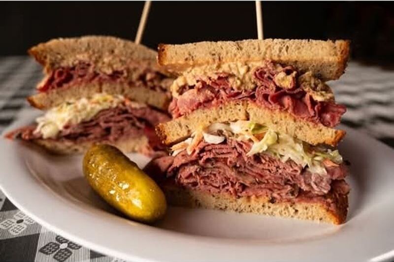 This Legendary Jewish Deli In Illinois Stacks Pastrami So High It’s Worth Driving From Anywhere