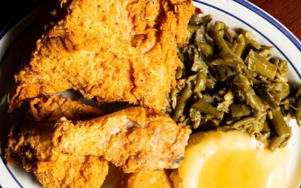 This Indiana Restaurant Serves an All-You-Can-Eat Fried Chicken Dinner Worth the Wait