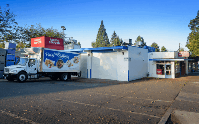 This Oregon Seafood Market Is a Fourth-Generation Spot Where Locals Get Their Freshest Fish and Crab