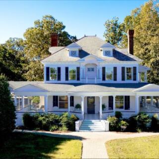 These 11 North Carolina Tea Houses Serve Scones and Teapots Worth Clearing Your Whole Afternoon For