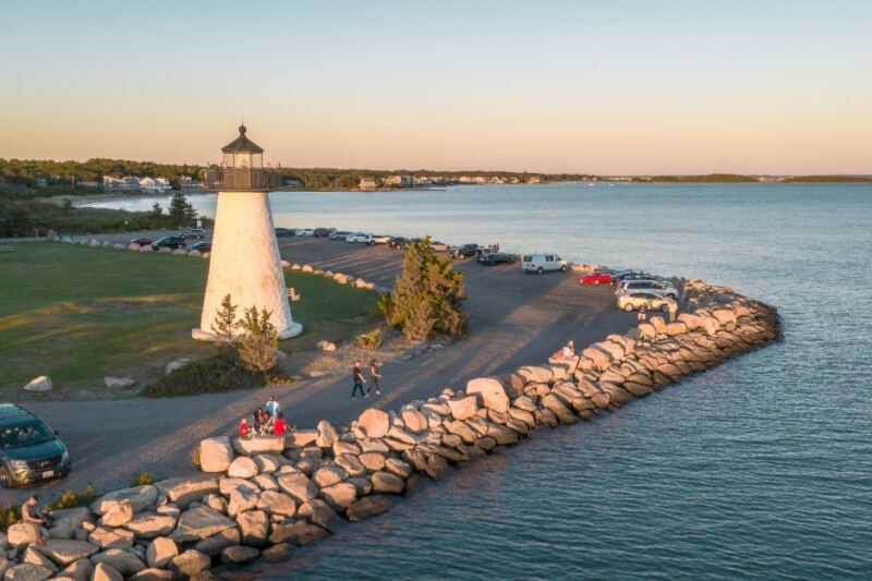 This Massachusetts Lighthouse Looks So Much Like a Postcard That Visitors Stay Far Longer Than Planned