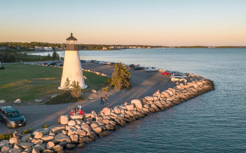 This Massachusetts Lighthouse Looks So Much Like a Postcard That Visitors Stay Far Longer Than Planned